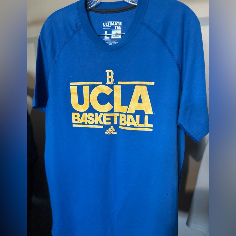 Men’s Large Adidas UCLA Bruins T